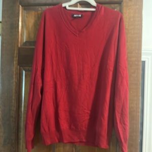 Men’s cashmere sweater